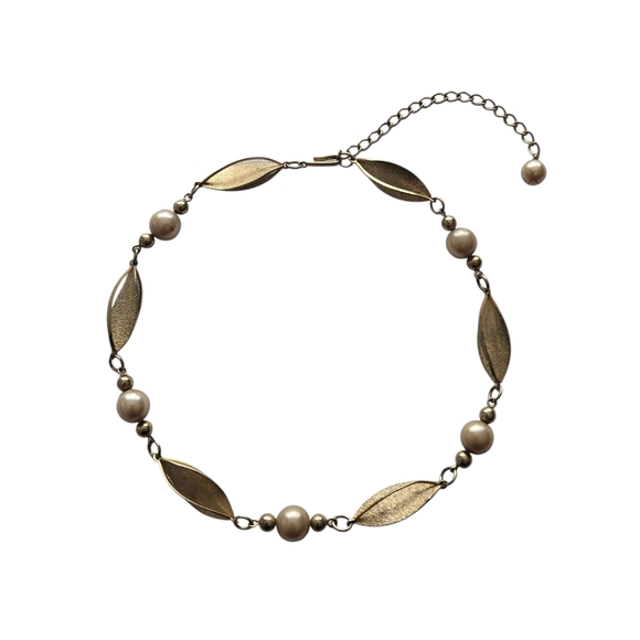 3 for $5 Gold Leaf Choker - Picture 1 of 3